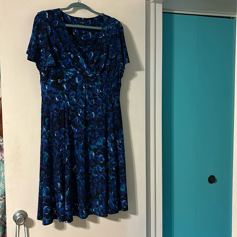 Chaps women’s size extra large, different shades of blue flutter sleeve